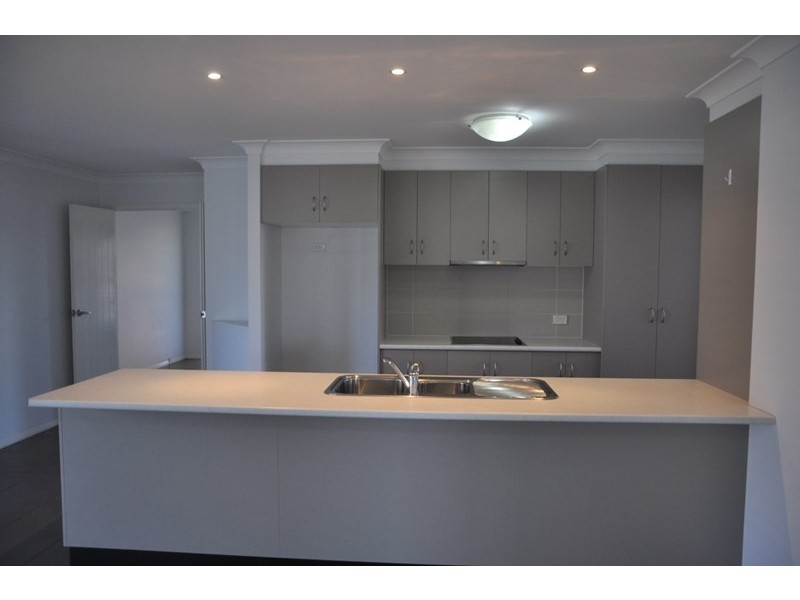 10 Quail Court, Highfields QLD 4352