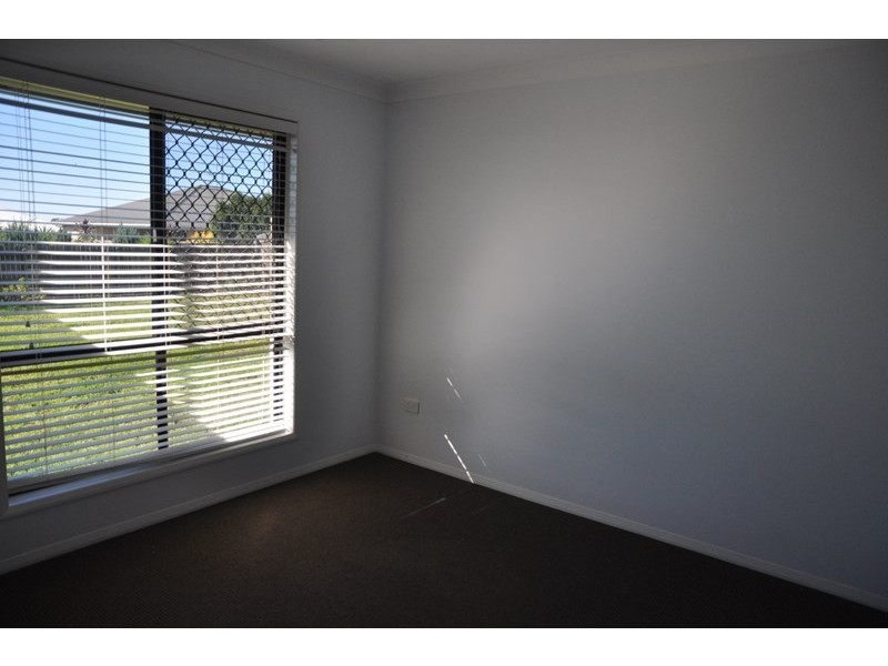 10 Quail Court, Highfields QLD 4352