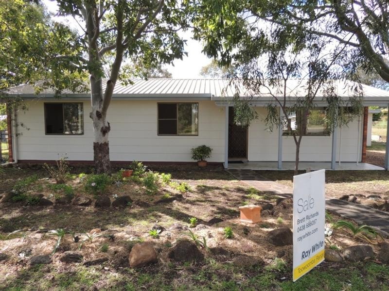 9 Claire-Lee Crescent, Kingsthorpe QLD 4400