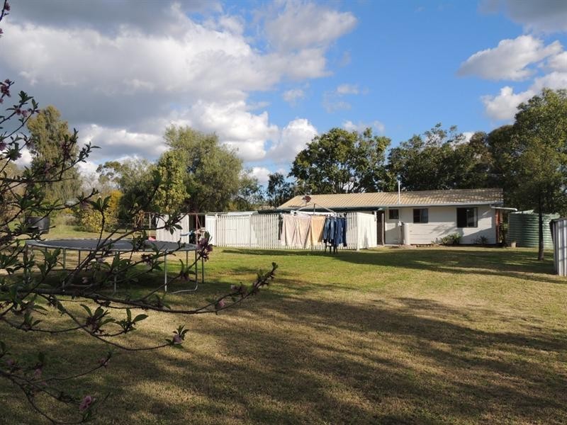 9 Claire-Lee Crescent, Kingsthorpe QLD 4400