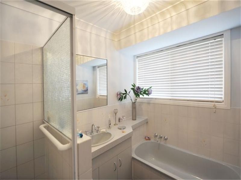 9 Jull Drive, Centenary Heights QLD 4350