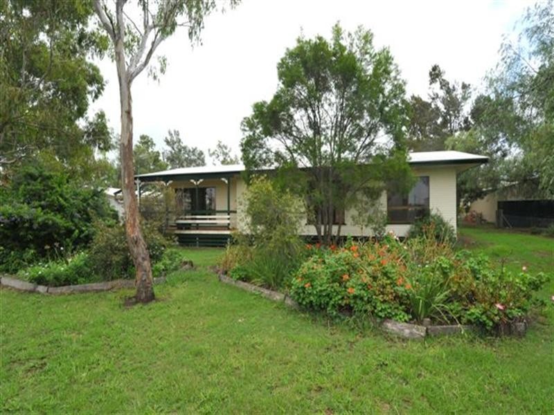 16 Gowrie Street, Kingsthorpe QLD 4400