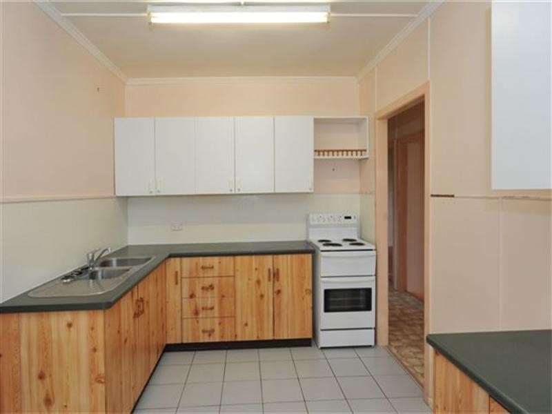 16 Gowrie Street, Kingsthorpe QLD 4400