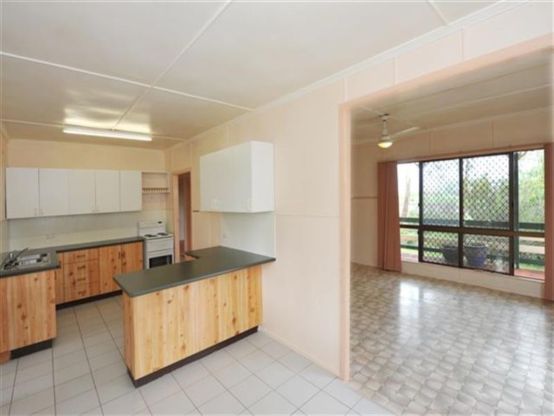 16 Gowrie Street, Kingsthorpe QLD 4400