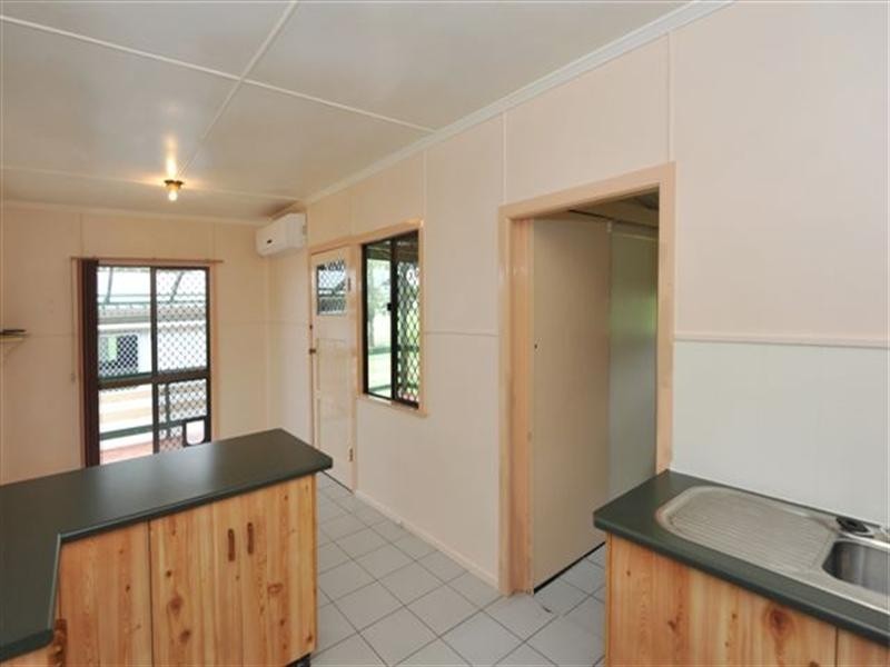 16 Gowrie Street, Kingsthorpe QLD 4400