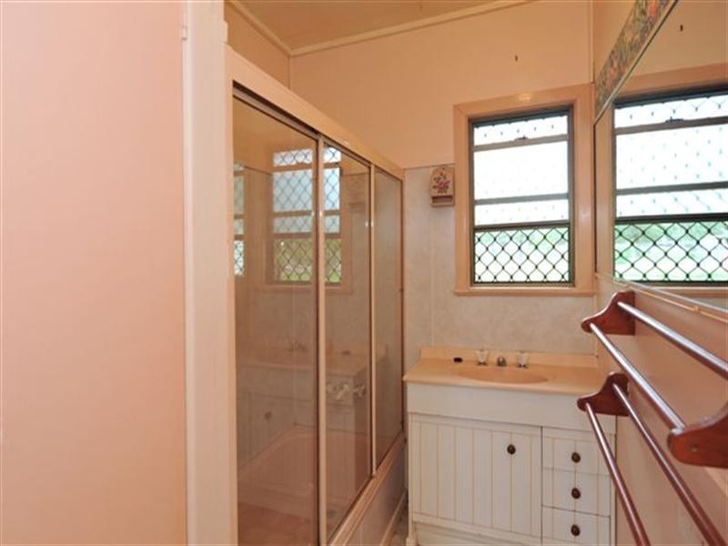 16 Gowrie Street, Kingsthorpe QLD 4400