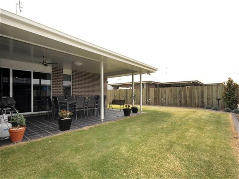 3 Neiwand Street, Kearneys Spring QLD 4350