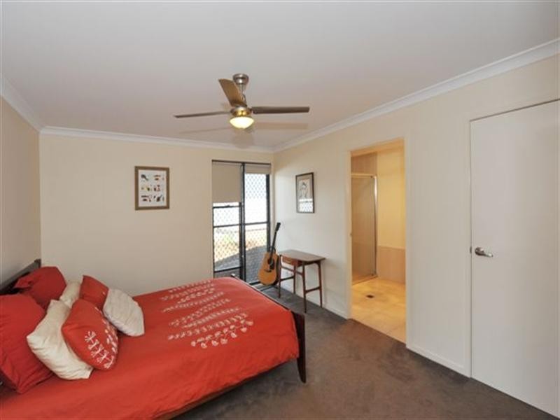 20 Trevean Drive, Highfields QLD 4352