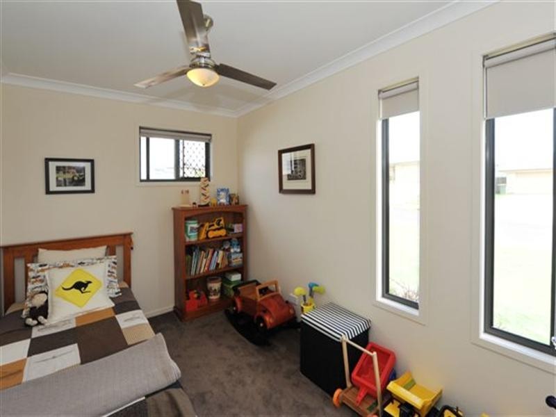 20 Trevean Drive, Highfields QLD 4352