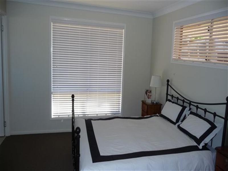 5 Gaudron Close, Wilsonton Heights QLD 4350