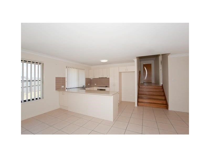 2 Moorina Drive, Harristown QLD 4350