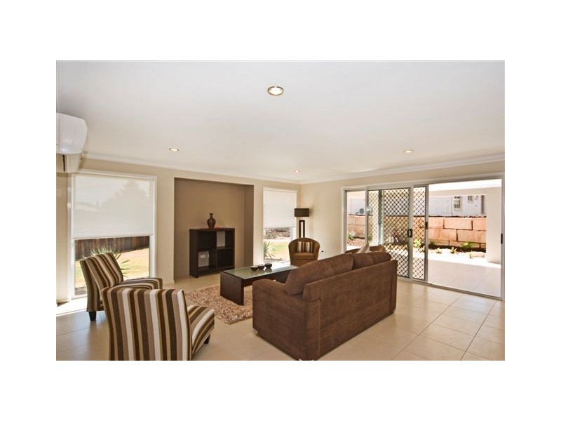 38 Saba Court, Middle Ridge QLD 4350