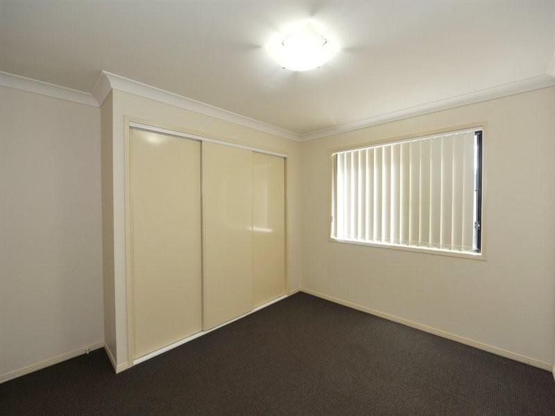 6 Manooka Crescent, Highfields QLD 4352