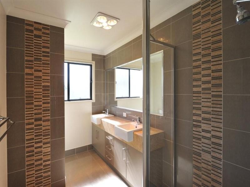 6 Manooka Crescent, Highfields QLD 4352