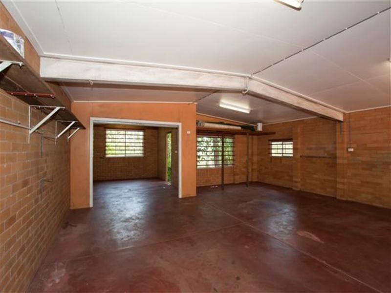 1 Jellicoe Street, Mount Lofty QLD 4350