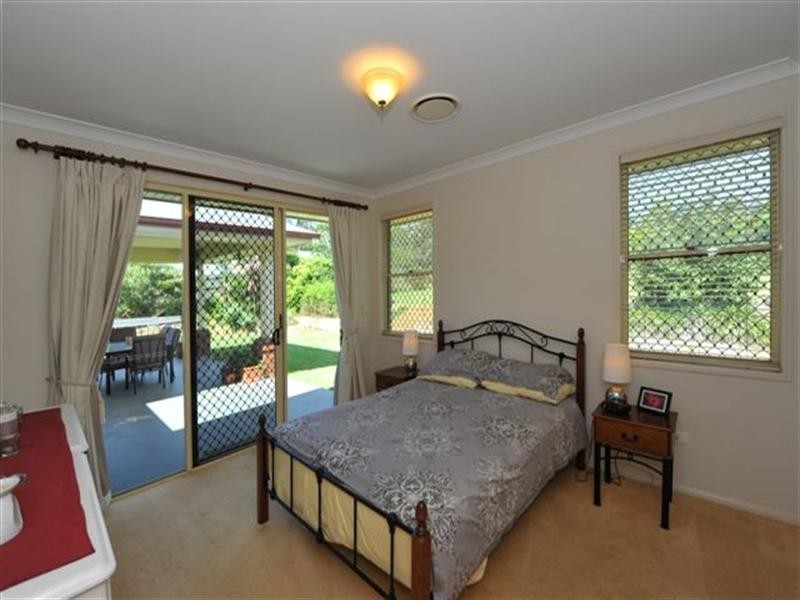 10 Schulz Court, Highfields QLD 4352
