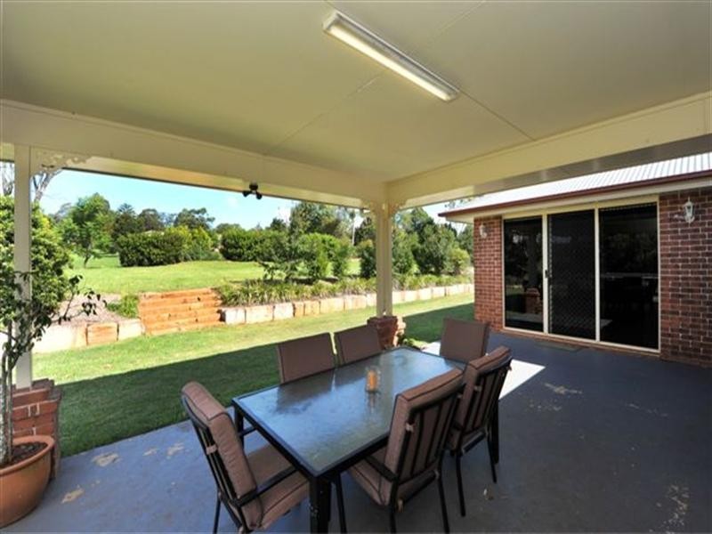 10 Schulz Court, Highfields QLD 4352