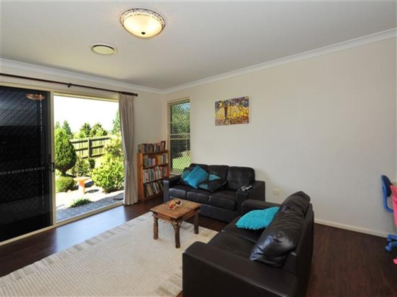 10 Schulz Court, Highfields QLD 4352
