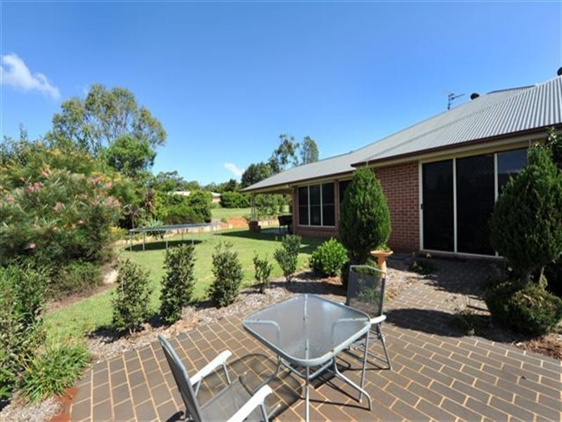 10 Schulz Court, Highfields QLD 4352