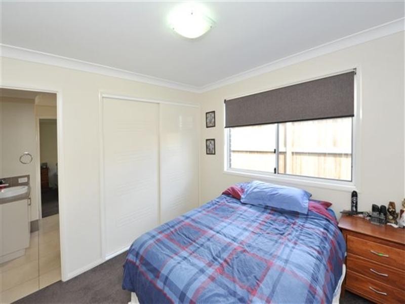 15 Plover Court, Highfields QLD 4352