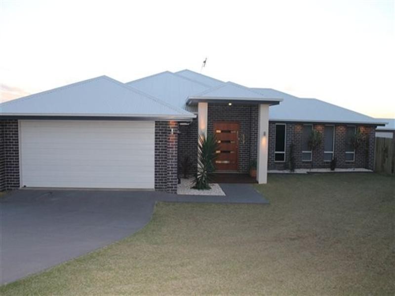 15 Plover Court, Highfields QLD 4352