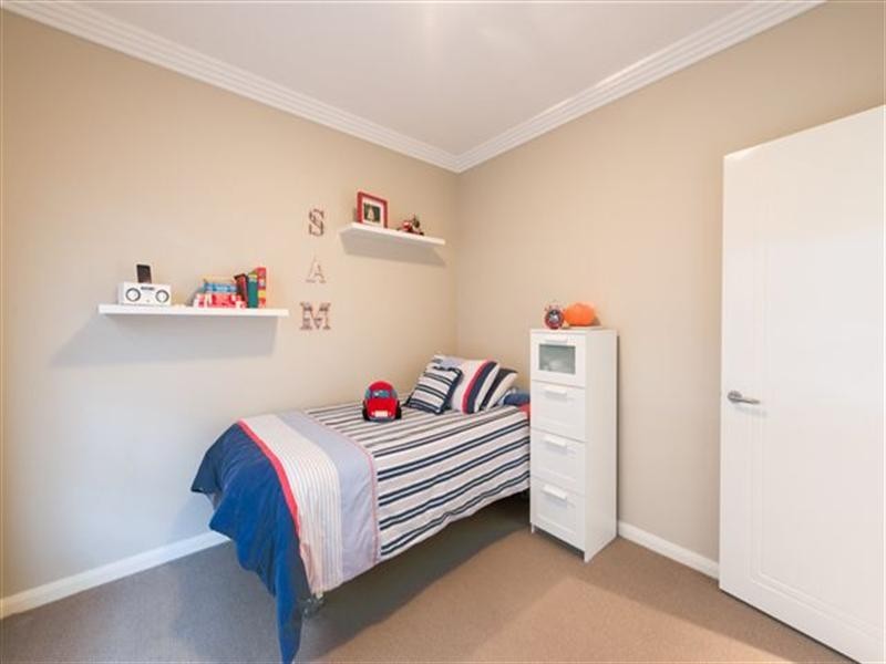 18 Currawong Street, Rangeville QLD 4350