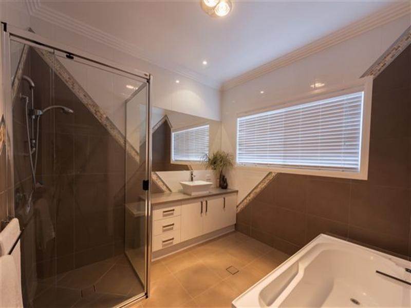 18 Currawong Street, Rangeville QLD 4350