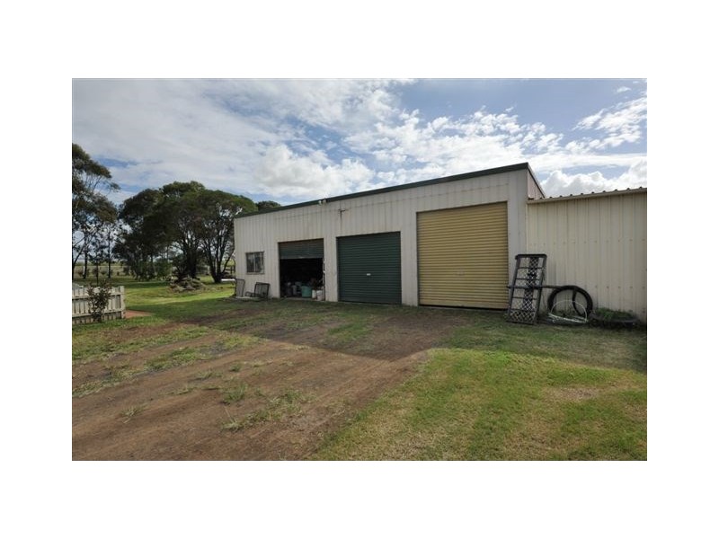 152 Macaulays Road, Westbrook QLD 4350