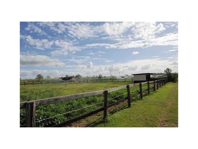 152 Macaulays Road, Westbrook QLD 4350