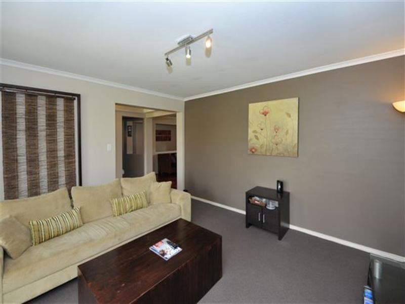 19 Ace Drive, Glenvale QLD 4350