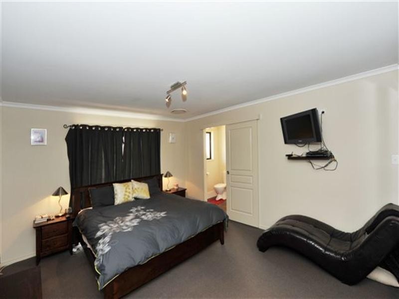 19 Ace Drive, Glenvale QLD 4350