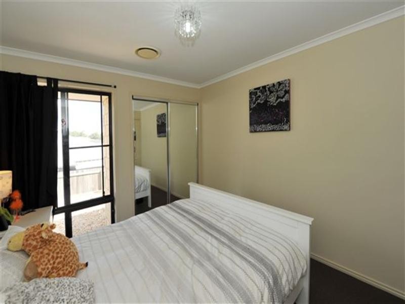 19 Ace Drive, Glenvale QLD 4350