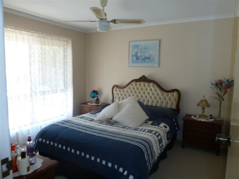 12 Wilga Avenue, Oakey QLD 4401