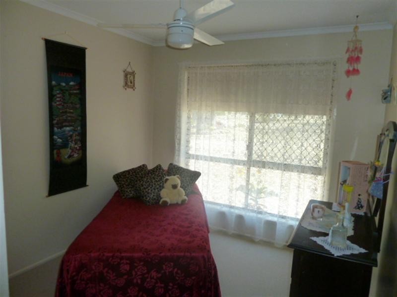 12 Wilga Avenue, Oakey QLD 4401