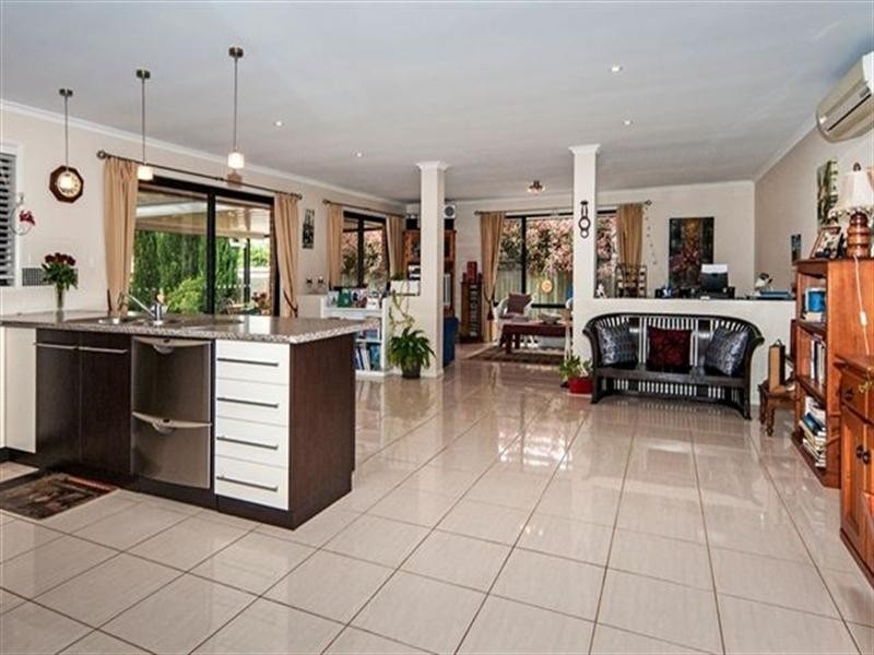 7 Manooka Crescent, Highfields QLD 4352