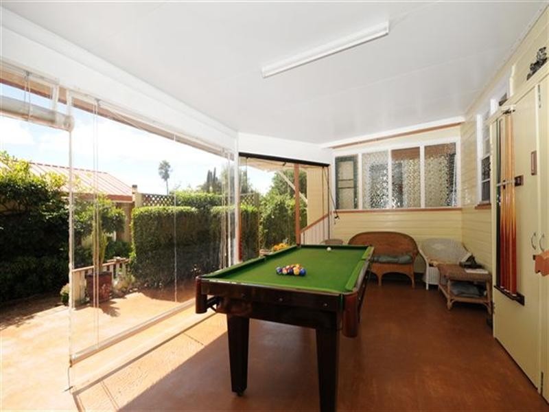 447 Stenner Street, Harristown QLD 4350