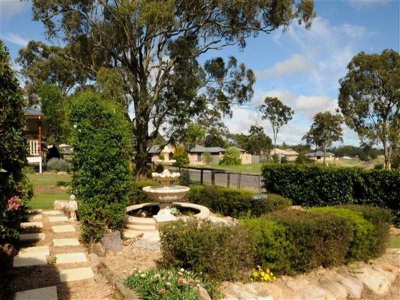 6 Appletree Court, Meringandan West QLD 4352