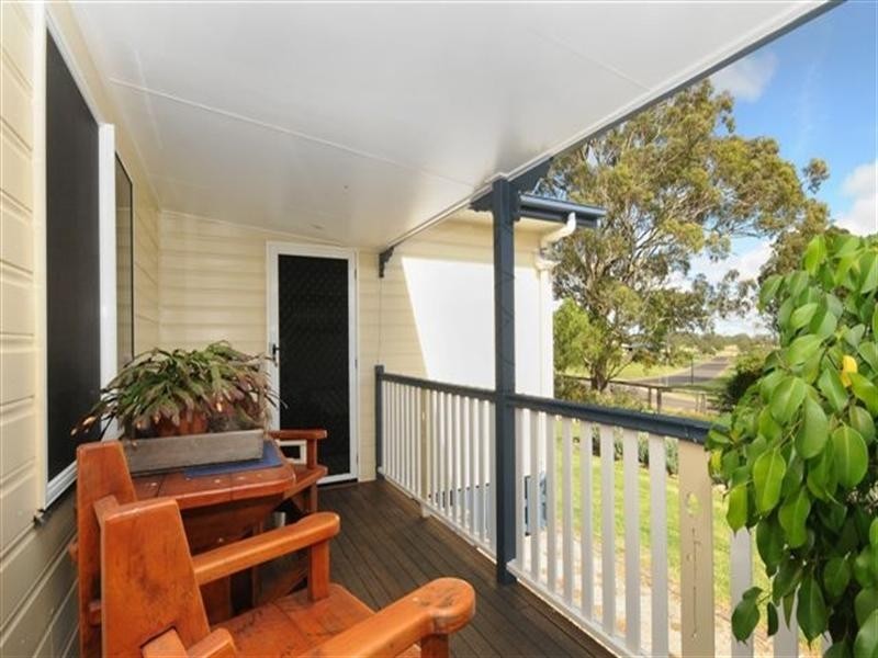 6 Appletree Court, Meringandan West QLD 4352