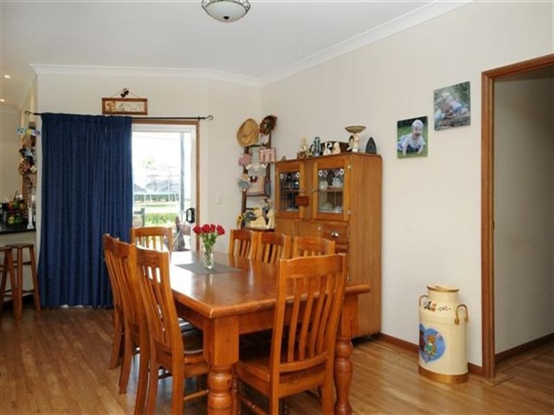 6 Appletree Court, Meringandan West QLD 4352