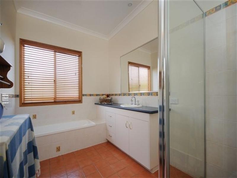 6 Appletree Court, Meringandan West QLD 4352