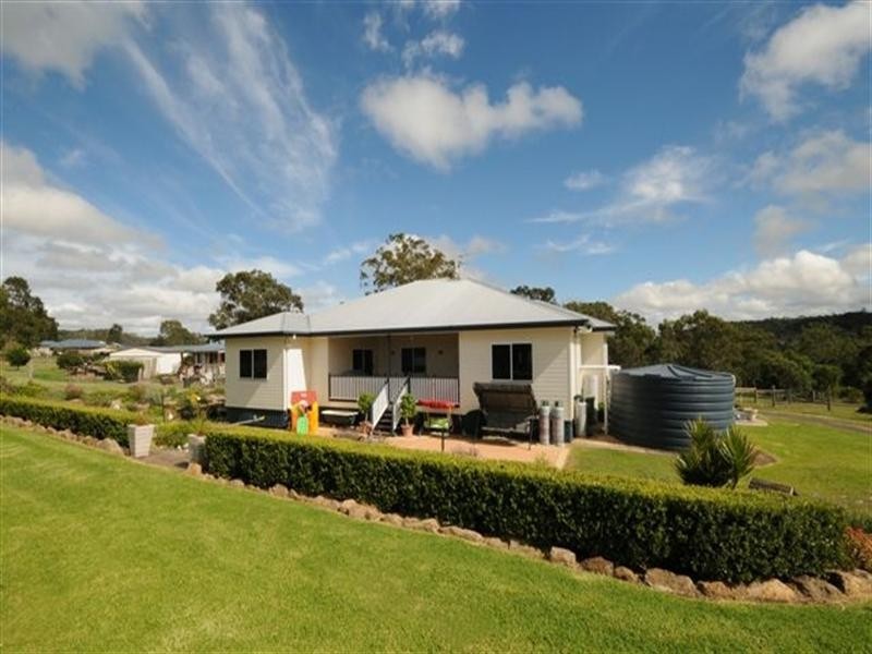 6 Appletree Court, Meringandan West QLD 4352