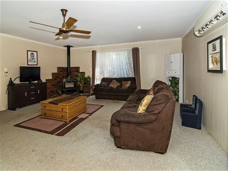 9 Emmanulla Drive, Kingsthorpe QLD 4400