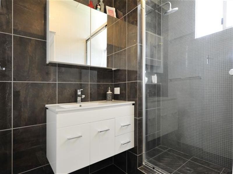 9 Erbacher Street, Centenary Heights QLD 4350