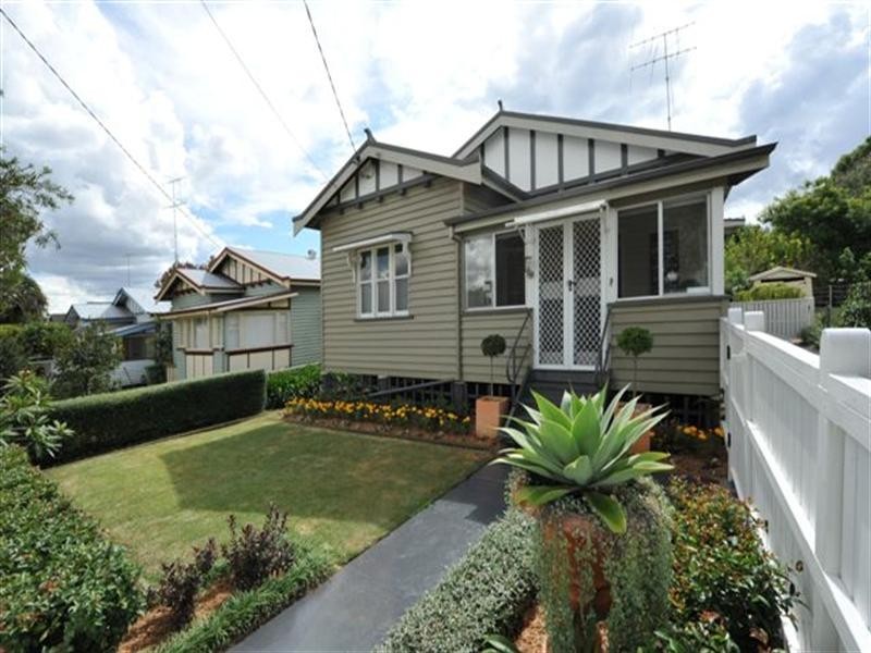 31 Cavell Street, East Toowoomba QLD 4350