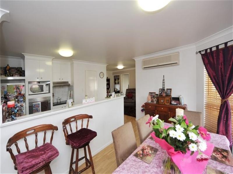 2 Bernborough Court, Glenvale QLD 4350