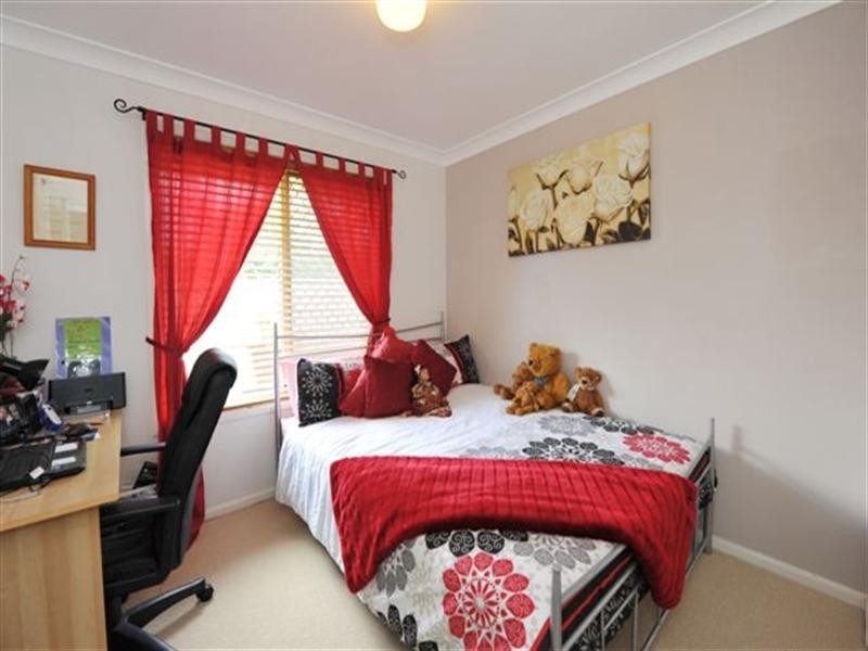 2 Bernborough Court, Glenvale QLD 4350