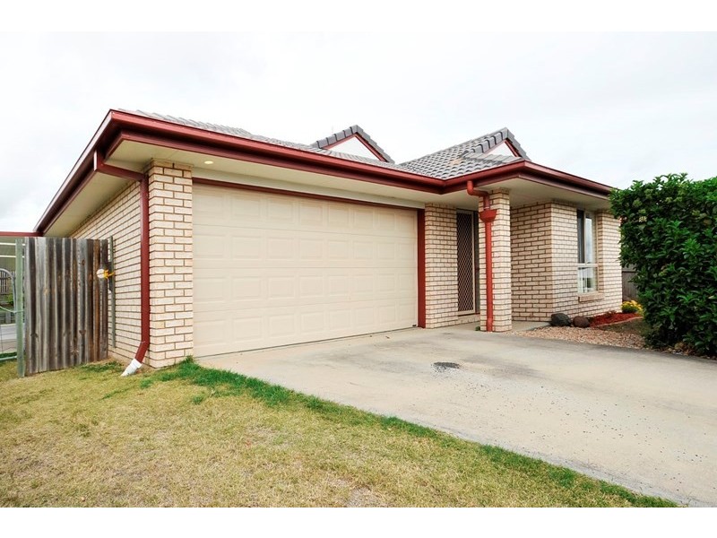 4 Bulloo Street, Glenvale QLD 4350