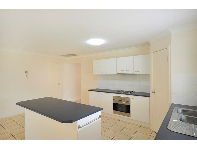 4 Bulloo Street, Glenvale QLD 4350