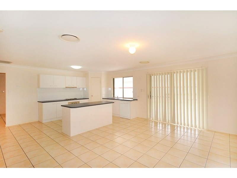 4 Bulloo Street, Glenvale QLD 4350