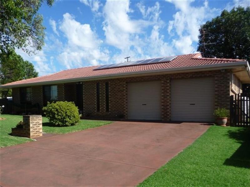 19 Brolga Crescent, Harristown QLD 4350